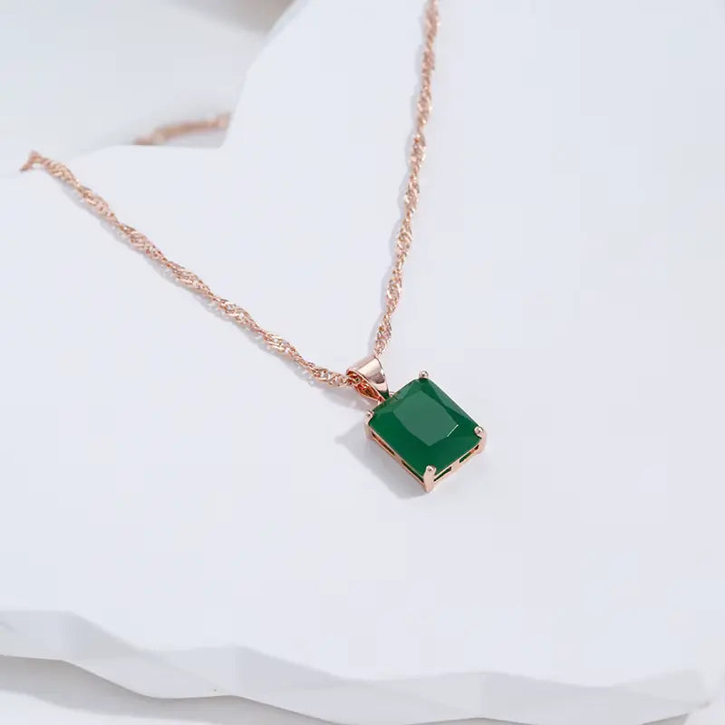 Collier pendentif pierre verte, bijou en plaqué or rose 585 (14 carats) et en zircon naturel