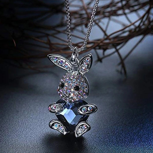 Collier Lapin tenant un coeur, bijou en alliage plaqué argent 925 et zircons naturels